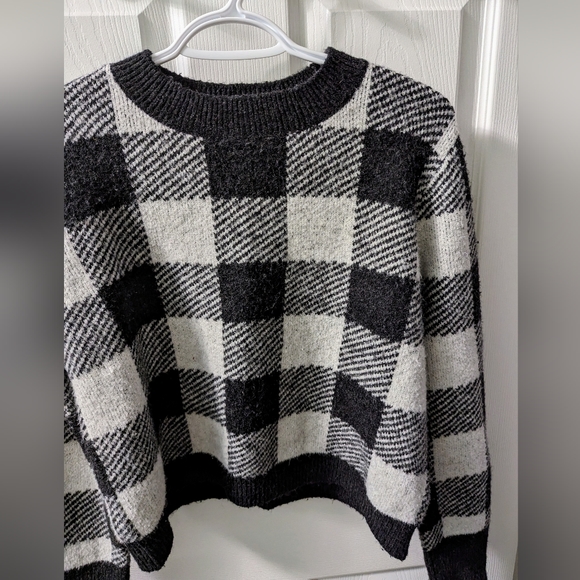 H&M Gingham Grey & Black Pullover | Size XS - Picture 6 of 10